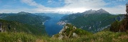 54 Quel ramo del Lago di Como tra  Monte S. Primo e Grigne